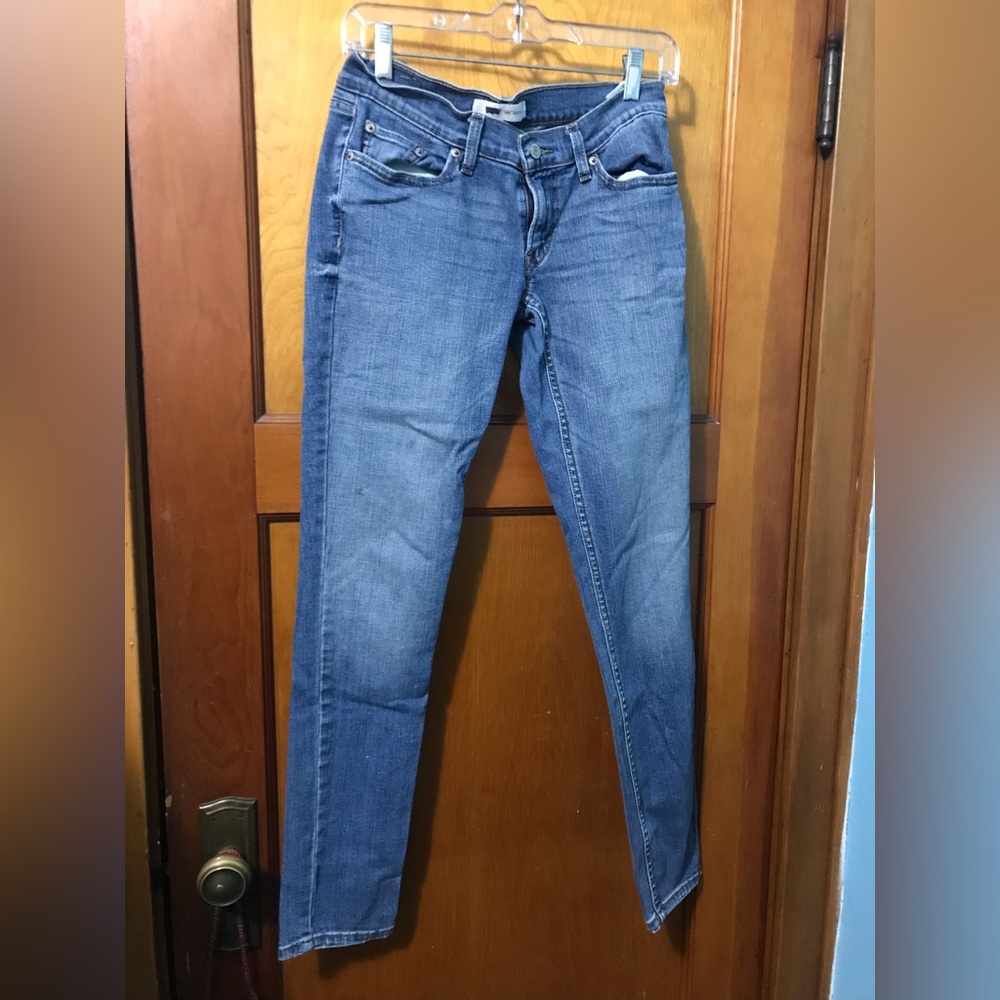 Levi’s 524 Skinny Jeans. Size 5